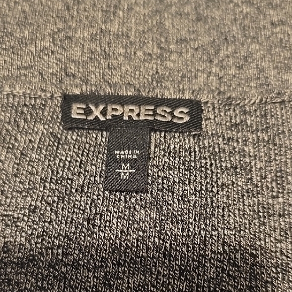Express Gray Long Sleeve Knit Top M - Picture 2 of 4